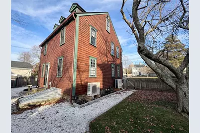 9 Thames Street, Newport, RI 02840 - Photo 4