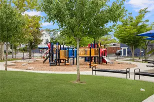 66 Jefferson Ave, Pawtucket, RI 02860 - Photo 12