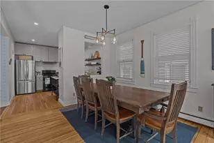 65 Kingston Ave, Newport, RI 02840 - Photo 6