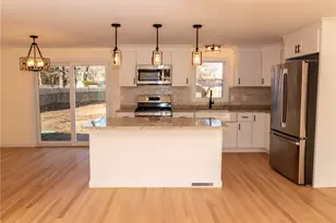 105 Hornet Rd, North Kingstown, RI 02852 - Photo 10