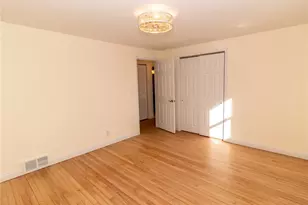 105 Hornet Rd, North Kingstown, RI 02852 - Photo 26