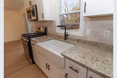 105 Hornet Road, North Kingstown, RI 02852 - Photo 12