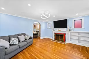 175 Canton St, Providence, RI 02908 - Photo 6