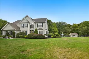 40 Wild Rose Ct, South Kingstown, RI 02879 - Photo 2