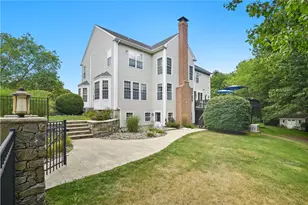 40 Wild Rose Ct, South Kingstown, RI 02879 - Photo 6