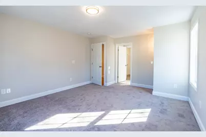 100 Brentwood Avenue, Warwick, RI 02886 - Photo 18