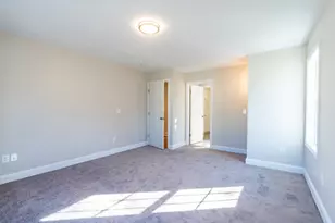 100 Brentwood Ave, Warwick, RI 02886 - Photo 18