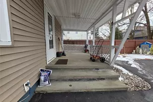 20 Pendleton St, Cranston, RI 02920 - Photo 10