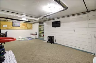 50 Welfare Ave, Cranston, RI 02910 - Photo 34