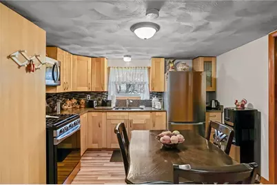 73 Trenton Street, Providence, RI 02906 - Photo 2