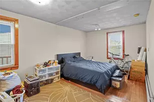 73 Trenton St, Providence, RI 02906 - Photo 14