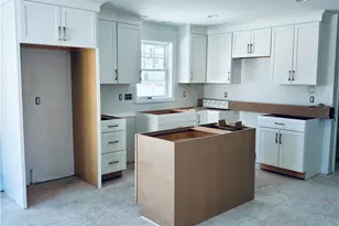 10 Dale Ave, Cranston, RI 02910 - Photo 8