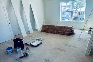 10 Dale Ave, Cranston, RI 02910 - Photo 10