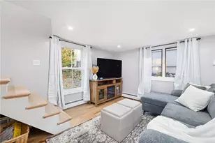 267 Green End Ave, Middletown, RI 02842 - Photo 4