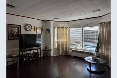 218 Central Street, Central Falls, RI 02863 - Photo 4