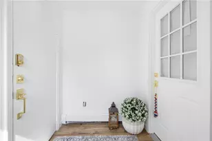 45 E St, Bristol, RI 02809 - Photo 12