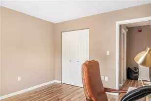 752 Quaker Ln, Warwick, RI 02818 - Photo 12