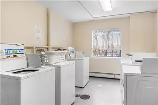 752 Quaker Ln, Warwick, RI 02818 - Photo 20