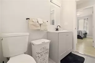 272 Sayles St, Providence, RI 02905 - Photo 24