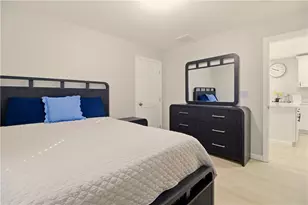 272 Sayles St, Providence, RI 02905 - Photo 14