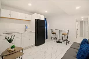 272 Sayles St, Providence, RI 02905 - Photo 26