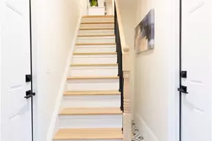 51 Poplar St, Newport, RI 02840 - Photo 24