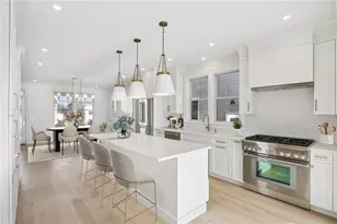 8 Lookout Ln, Portsmouth, RI 02871 - Photo 6