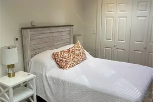 381 3rd Beach Rd, Middletown, RI 02842 - Photo 10