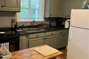 381 3rd Beach Rd, Middletown, RI 02842 - Photo 6