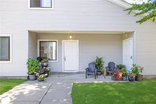 66 Girard Ave, Newport, RI 02840 - Photo 20