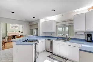 1 Ledge Rd, Newport, RI 02840 - Photo 12