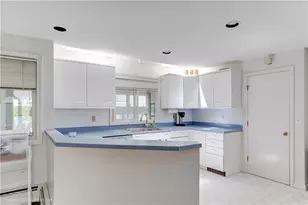 1 Ledge Rd, Newport, RI 02840 - Photo 10