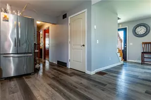 74 Brookhaven Dr, East Providence, RI 02914 - Photo 10