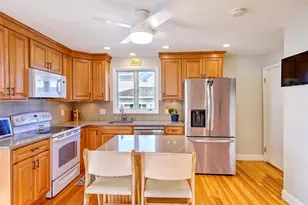 46 Highland St, Cranston, RI 02920 - Photo 22