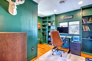 46 Highland St, Cranston, RI 02920 - Photo 34