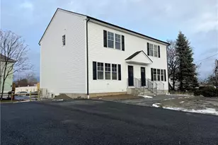 27 Baker St, Johnston, RI 02919 - Photo 2