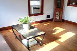 75 Northup St, Warwick, RI 02889 - Photo 6