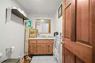 231 Providence St, West Warwick, RI 02893 - Photo 8