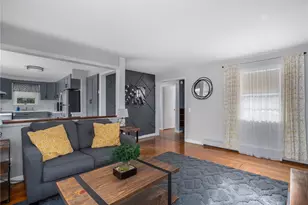 1401 Hope Rd, Cranston, RI 02831 - Photo 6