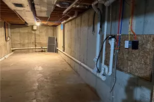 25 Denison St, Providence, RI 02904 - Photo 10