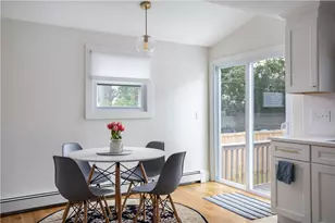 30 E Bowery St, Newport, RI 02840 - Photo 20