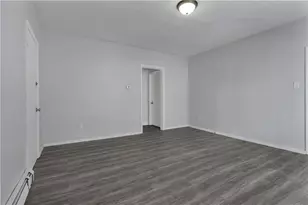 52 Bellevue Ave, Woonsocket, RI 02895 - Photo 10