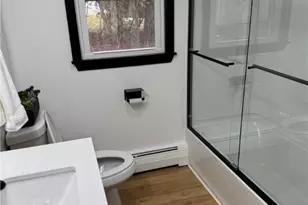 17 Meadow Rd, Scituate, RI 02831 - Photo 6