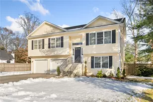 2 Leigh Ln, East Providence, RI 02915 - Photo 2