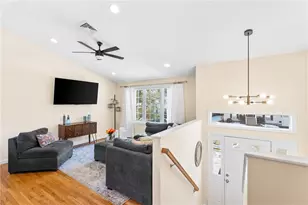 2 Leigh Ln, East Providence, RI 02915 - Photo 4