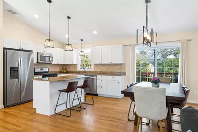 2 Leigh Lane, East Providence, RI 02915 - Photo 10