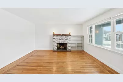 210 Robinson Street, East Providence, RI 02914 - Photo 18