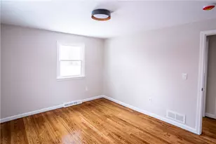 123 Cowesett Rd, Warwick, RI 02886 - Photo 18