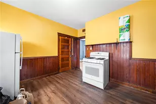 48 Kossuth St, Pawtucket, RI 02860 - Photo 16