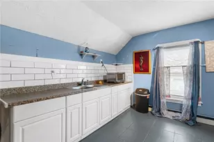 48 Kossuth St, Pawtucket, RI 02860 - Photo 28